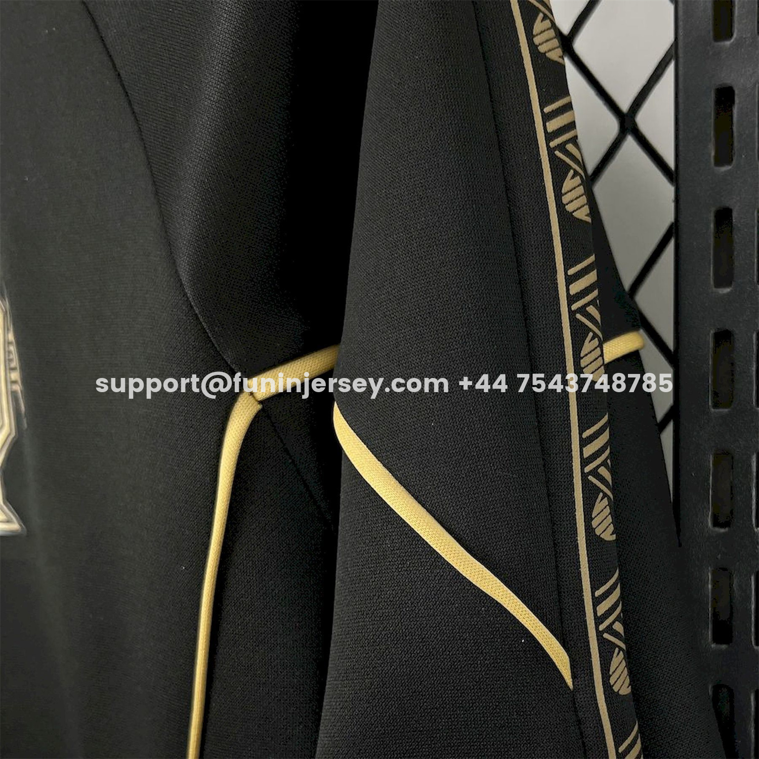 Funinjersey-Portugal 25-26 Eusebio Special Windbreaker Training Set - Black White Top and Pants