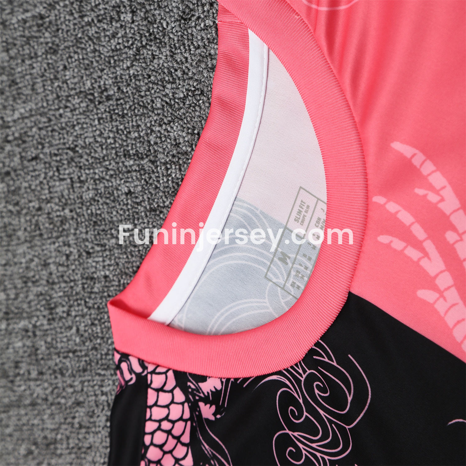 Funinjersey-Real Madrid 25-26 Short-Sleeve Training Set - Pink-Black Dragon Top & Black-White Shorts