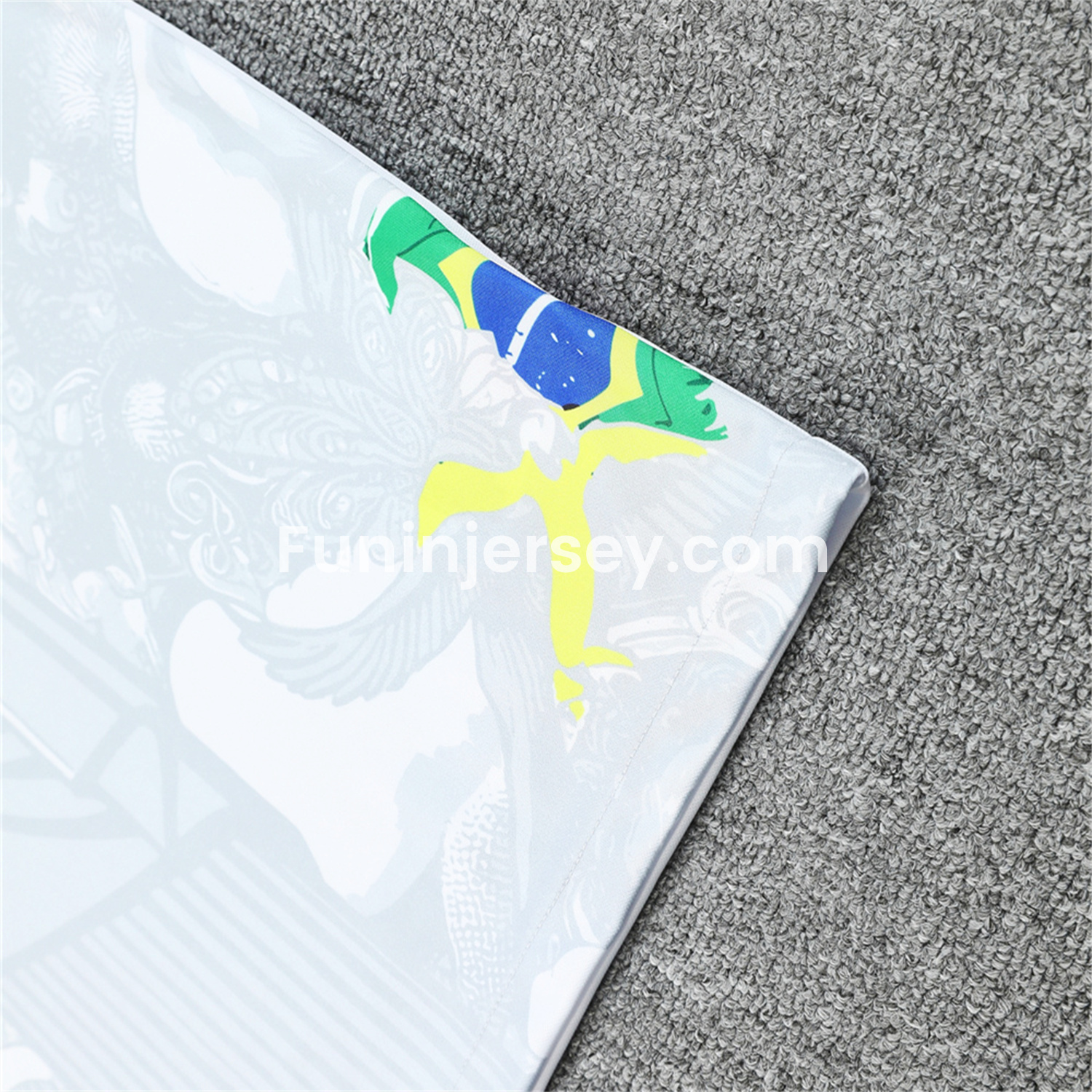 Funinjersey-Brazil 25-26 White Jesus Statue Short-Sleeve Training Set - White Top & Black Shorts