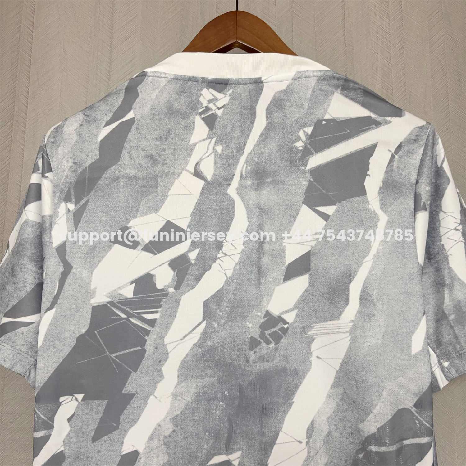 Funinjersey-Vasco da Gama 26-27 Grey Pre-Match Training Jersey - Fans Version