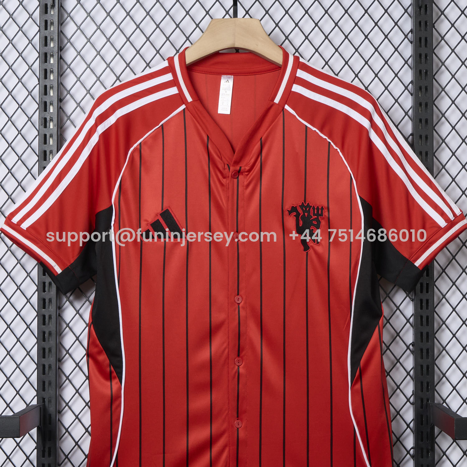 Funinjersey-Manchester United 25-26 Red Baseball Jersey with Black Stripes