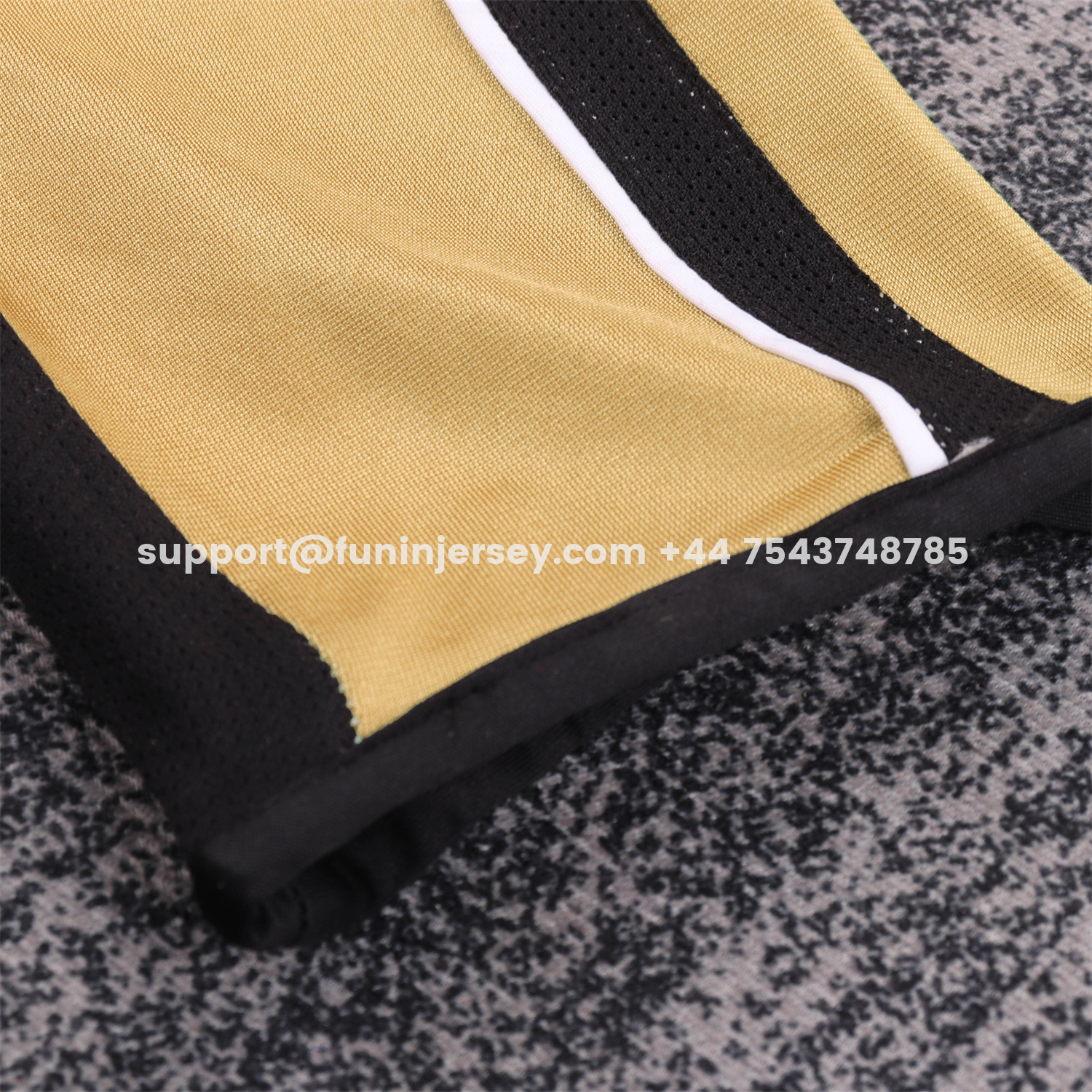 Funinjersey-Retro Manchester United 2001-02 100th Centery Kids Kit - Yellow