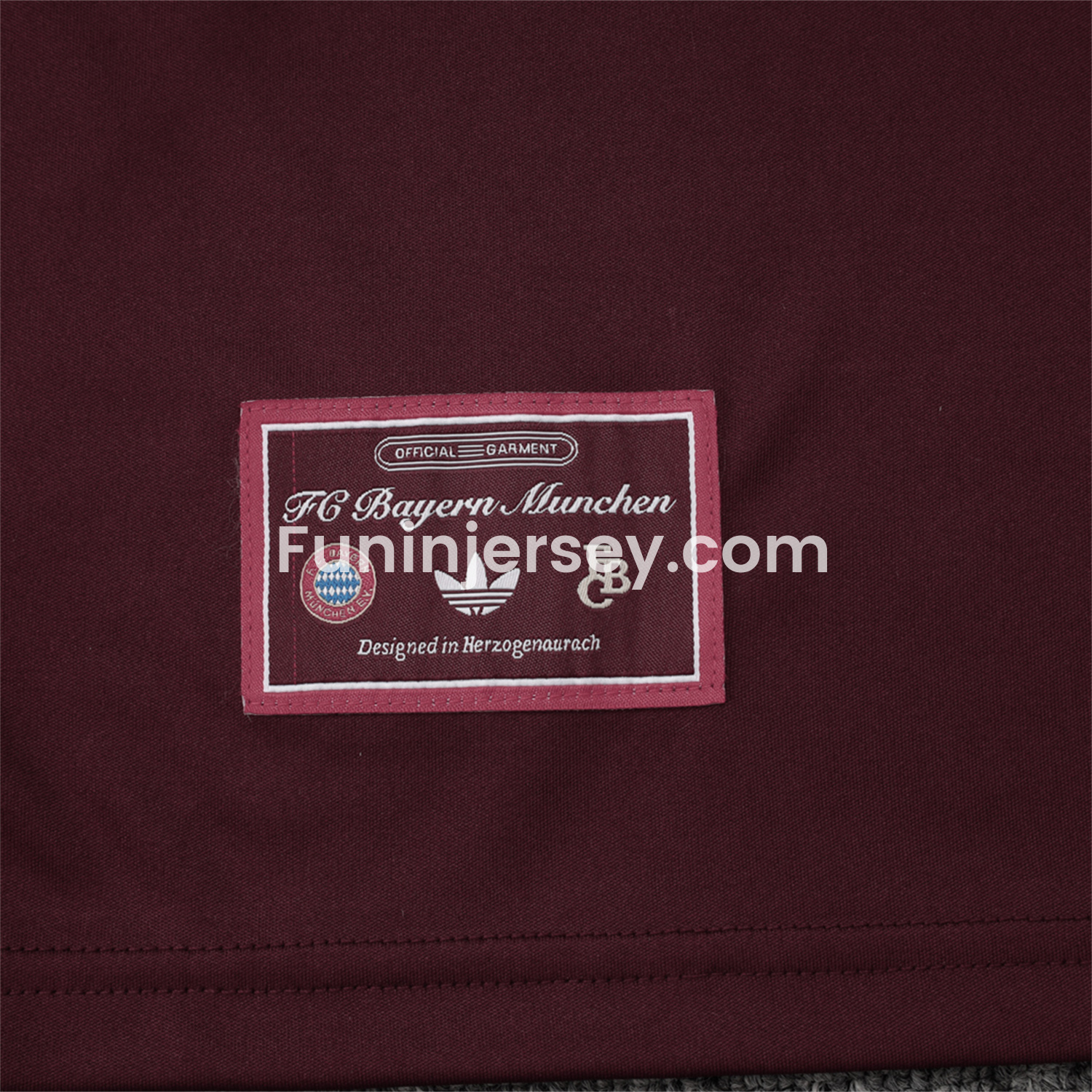 Funinjersey-Bayern Munich 25-26 Throwback Trefoil Vest Training Set - Deep Red