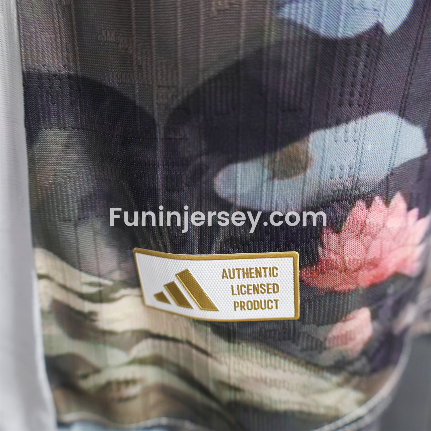 Funinjersey-Japan 25-26 Son Goku Meditates Under The Tree Special Jersey - Player Version