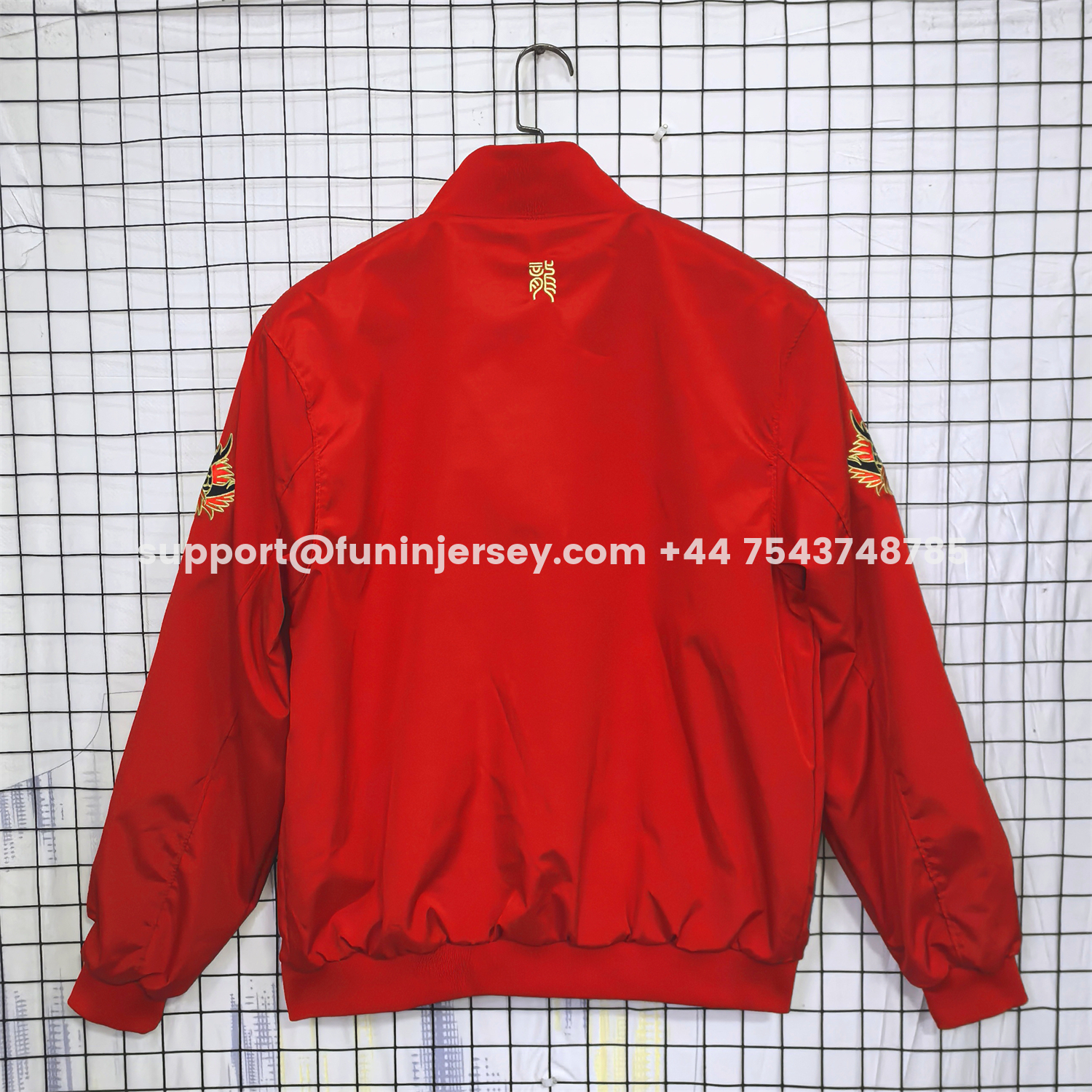 Funinjersey-Retro Manchester United 2019-20 Red Windbreaker Jacket