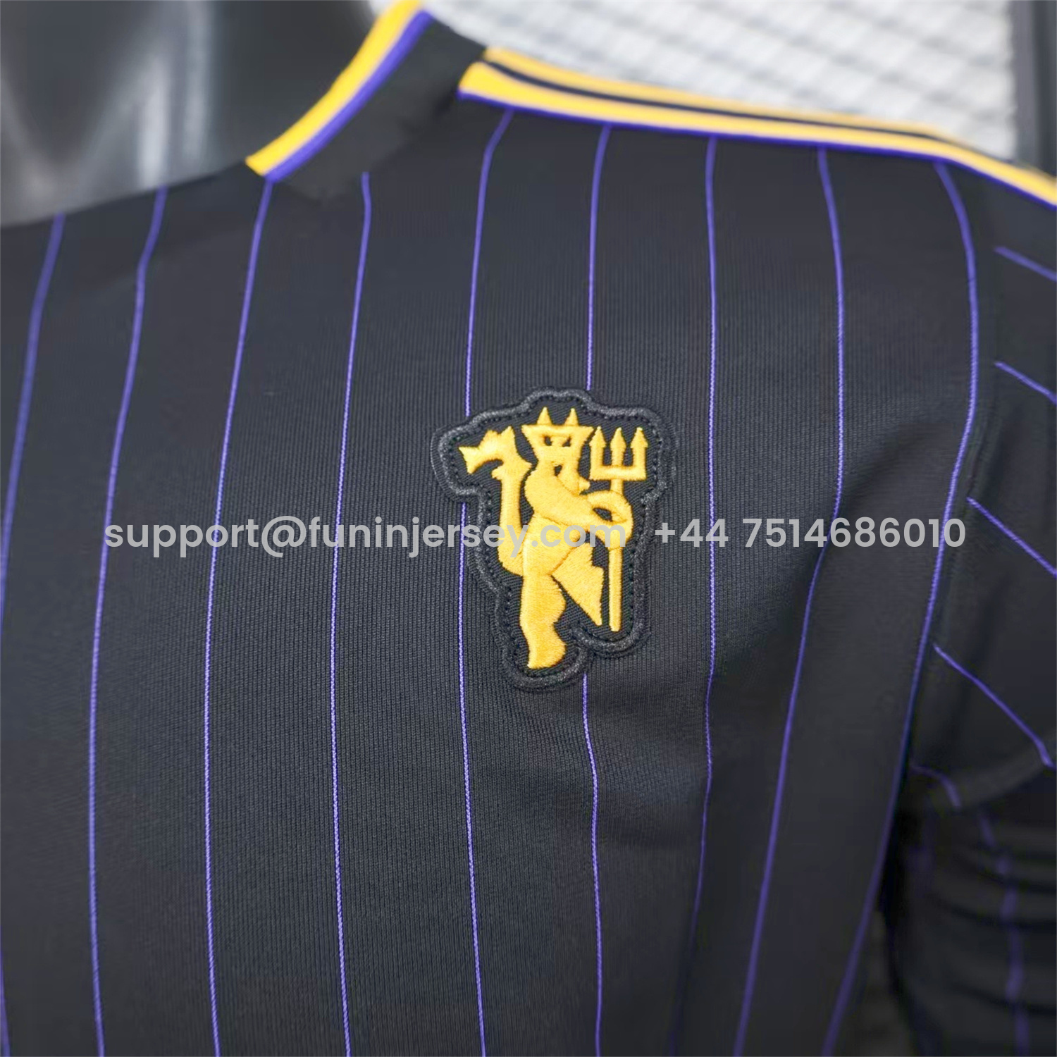 Funinjersey-Manchester United 25-26 Trefoil Purple Lines Black Travel Jersey - Player Version