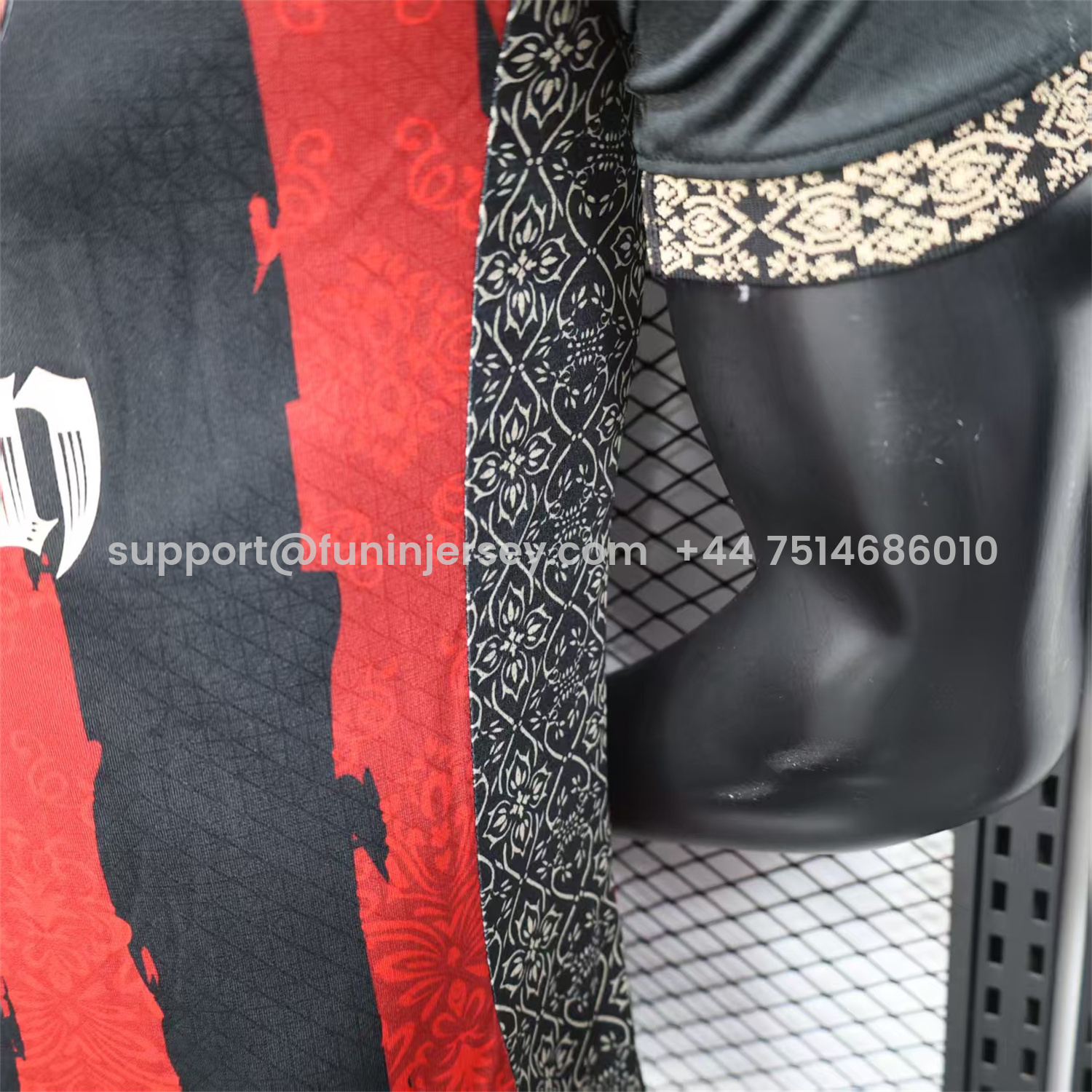 Funinjersey-AC Milan 25-26 Team Name Advertisement Red & Black POLO Special Jersey - Player Version