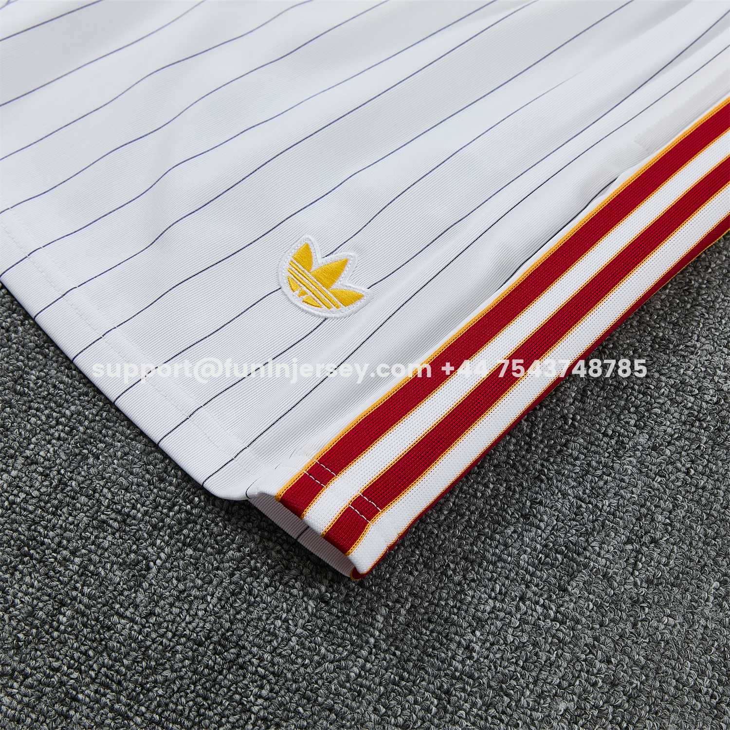 Funinjersey-Roma 25-26 Retro Style Short-Sleeve Training Set - White Top & White Pants