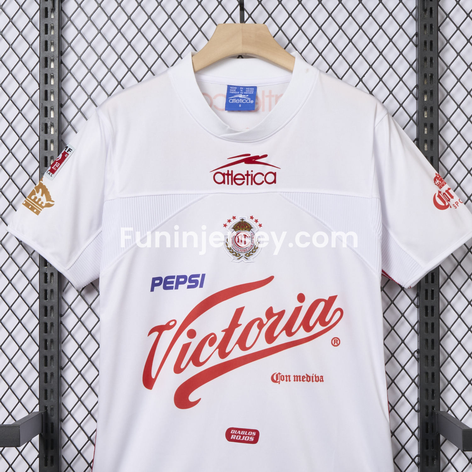 Funinjersey-Retro Toluca 2000-01 Away Jersey