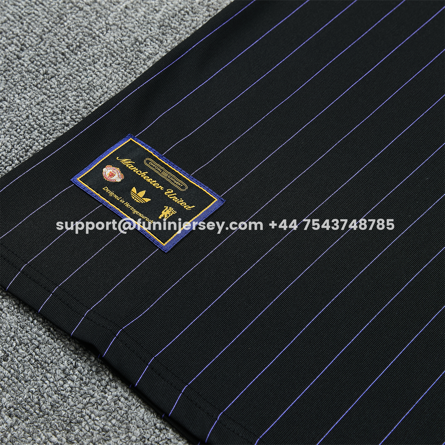 Funinjersey-Manchester United 25-26 Retro Style Short-Sleeve Training Set - Black With Yellow Accents Top & Pants