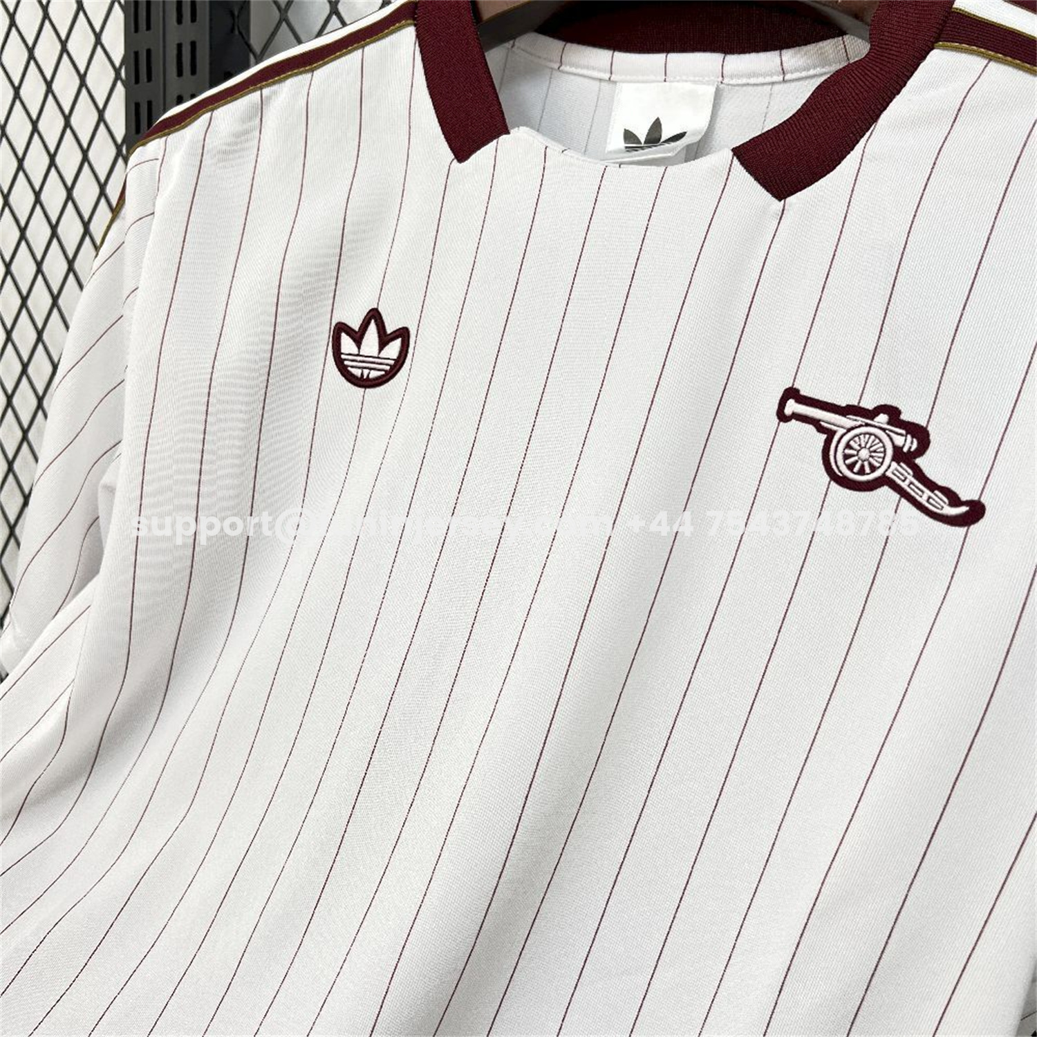 Funinjersey-Arsenal 25-26 Trefoil Red Lines White Travel Jersey - Fans Version