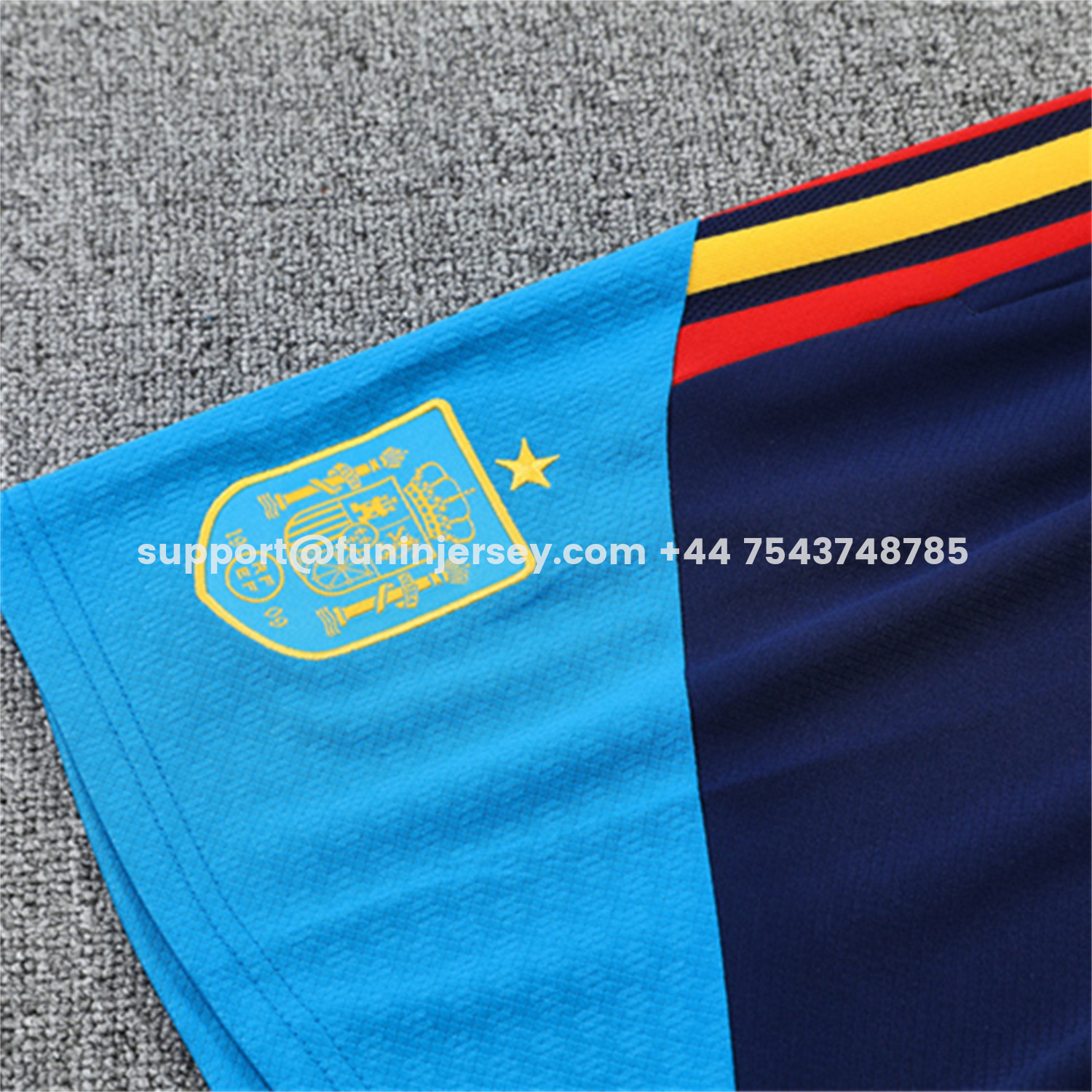 Funinjersey-Spain 2026 Short-Sleeve Training Set - Royal Blue Top & Shorts