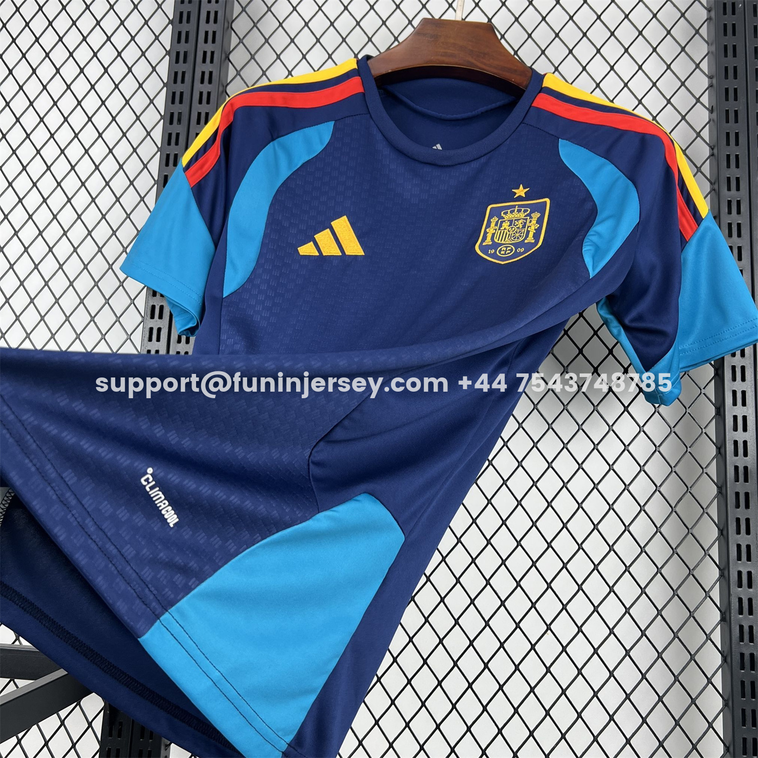 Funinjersey-Spain 2026 Dark Blue Pre-Match Training Jersey - Fans Version