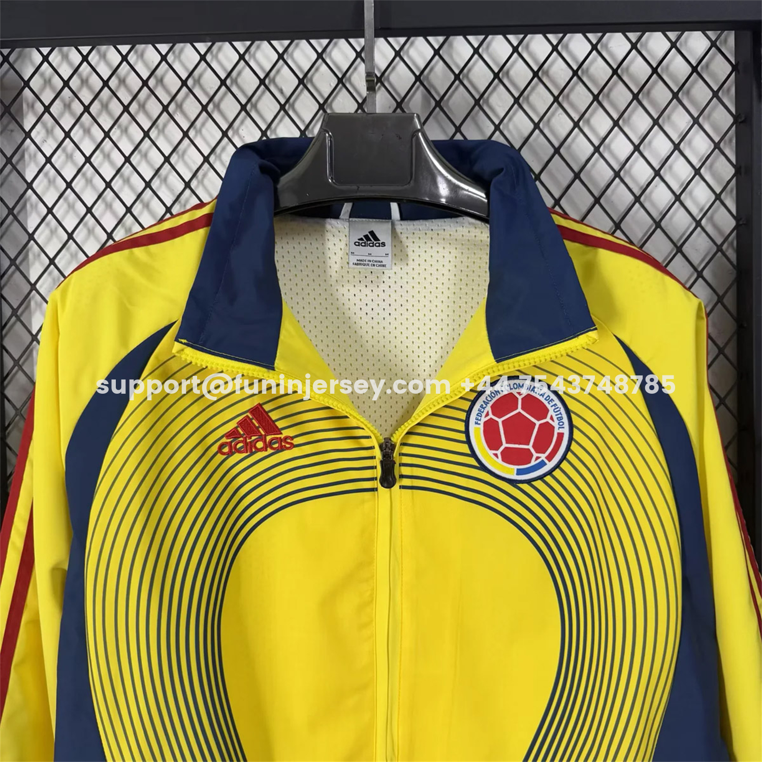 Funinjersey-Colombia 2026 Retro Style Windbreaker Jacket - Yellow