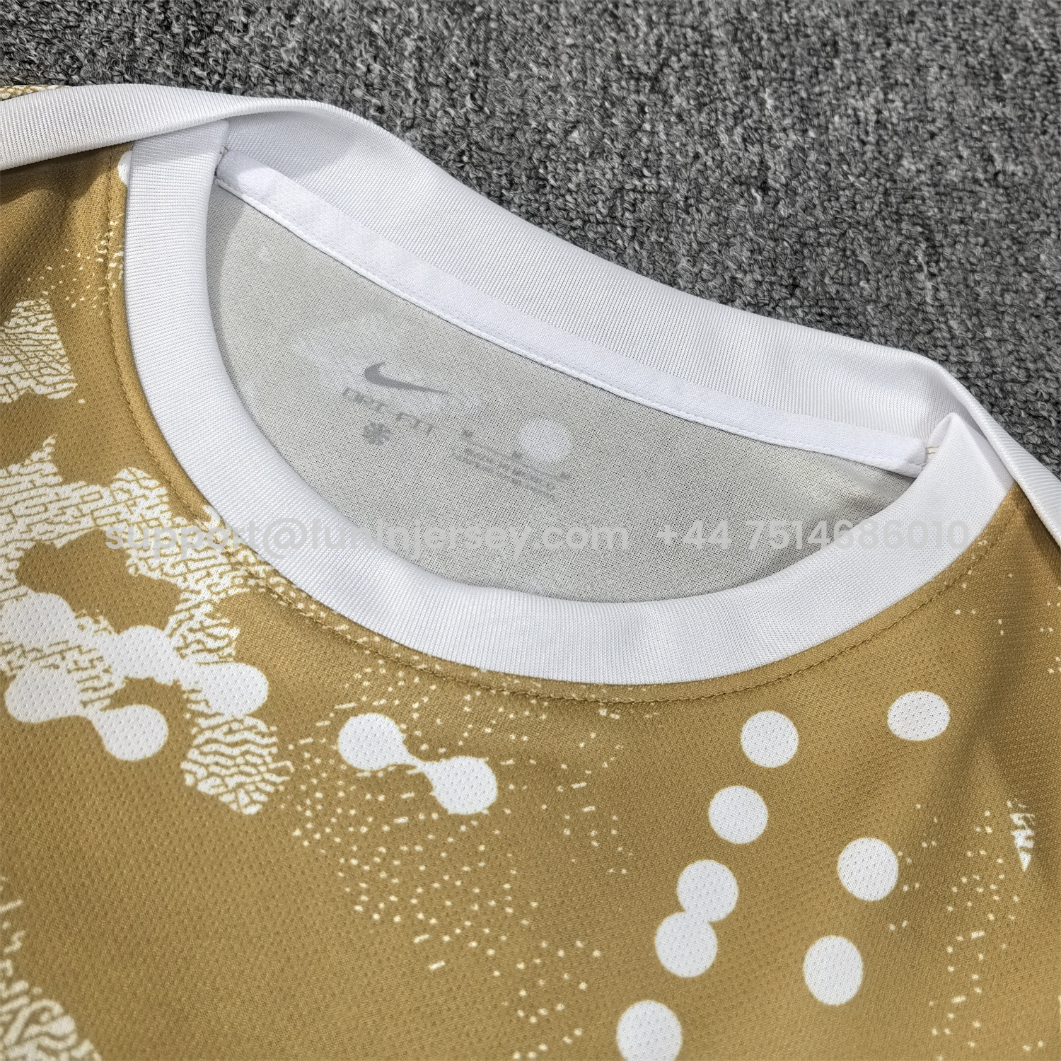 Funinjersey-Pumas UNAM 25-26 Mud Yellow Pre-Match Training Jersey - Fans Version