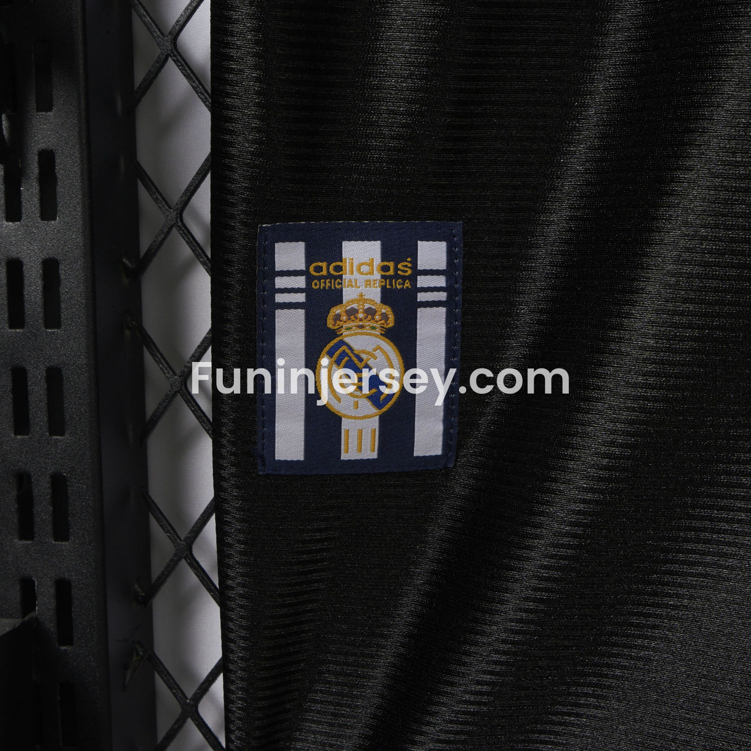 Funinjersey-Retro Real Madrid 1999-01 Away Jersey