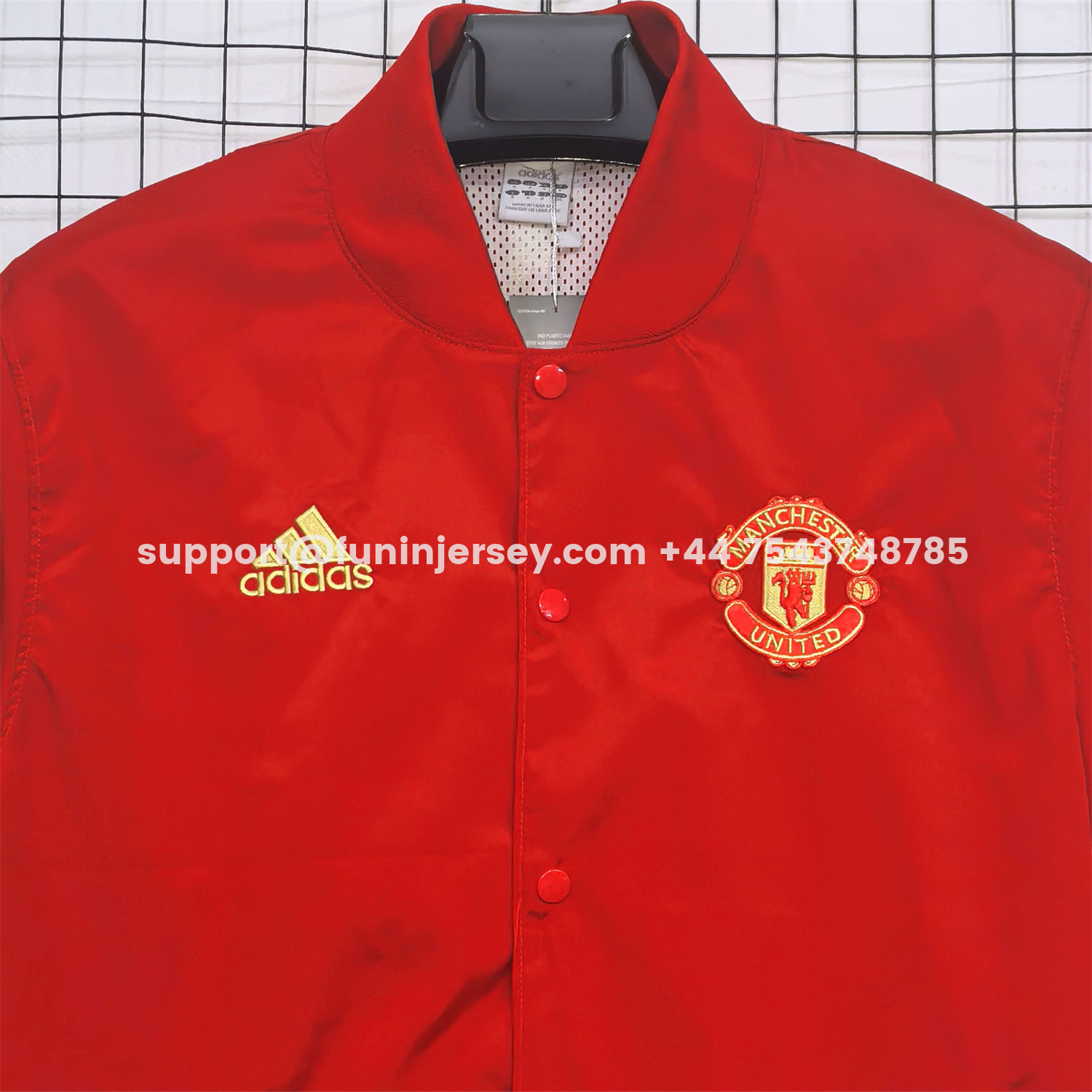 Funinjersey-Retro Manchester United 2019-20 Red Windbreaker Jacket