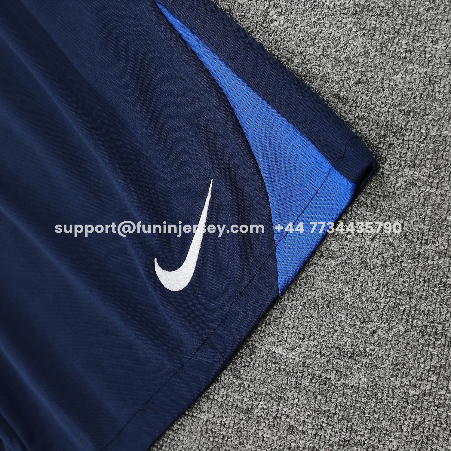 Funinjersey-Paris Saint-Germain PSG 25-26 Vest Training Set - Red And Blue Lines Vest & Blue Shorts