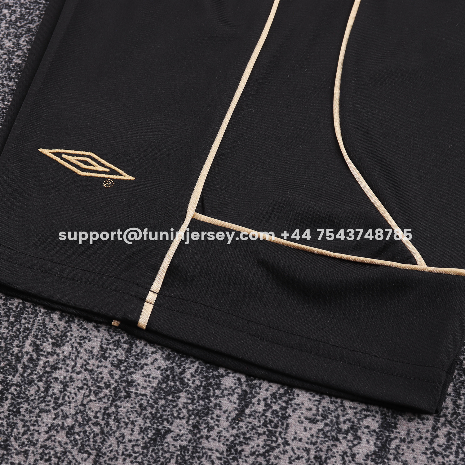 Funinjersey-Retro Manchester United 2001-02 100th Centery Kids Kit - Yellow