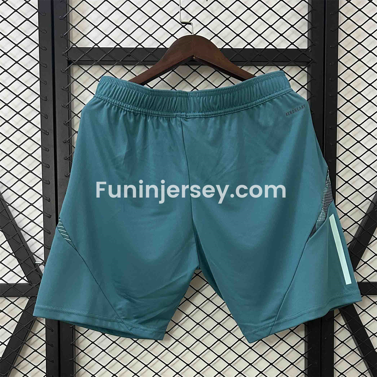Funinjersey-Cruzeiro 25-26 Green Training Shorts - Fans Version