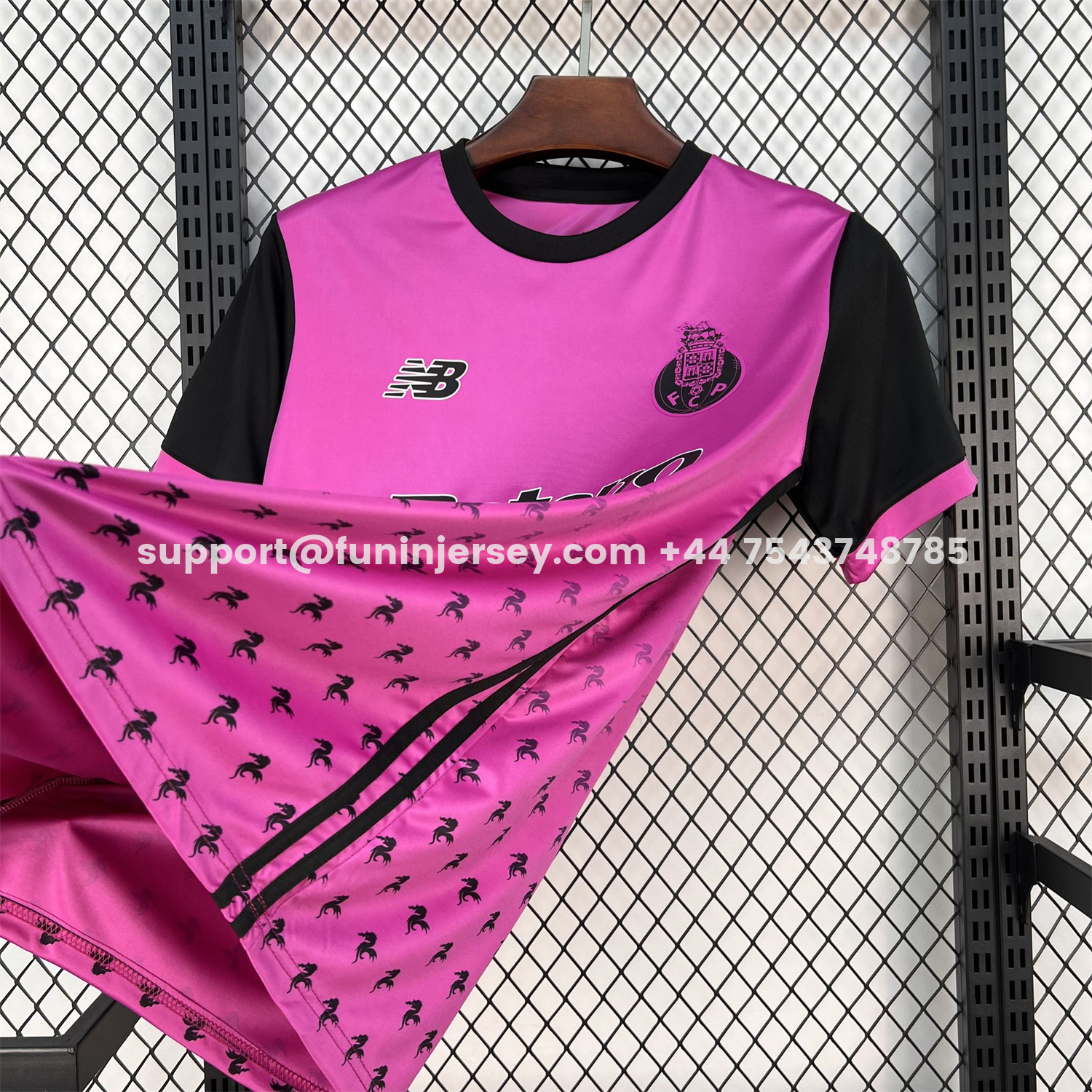 FUN-Funinjersey-Porto 26-27 Bright Pink With Black Special Jersey - Fans Version