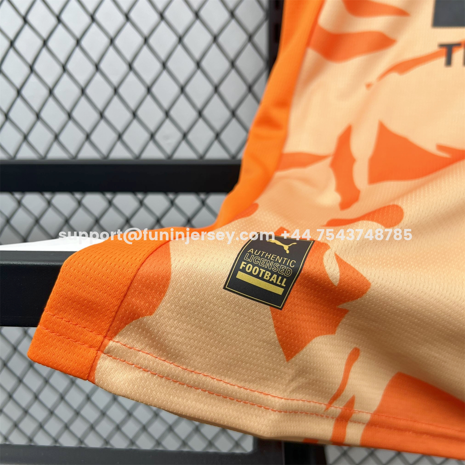 Funinjersey-Valencia 25-26 Retro Style Jersey - Fans Version