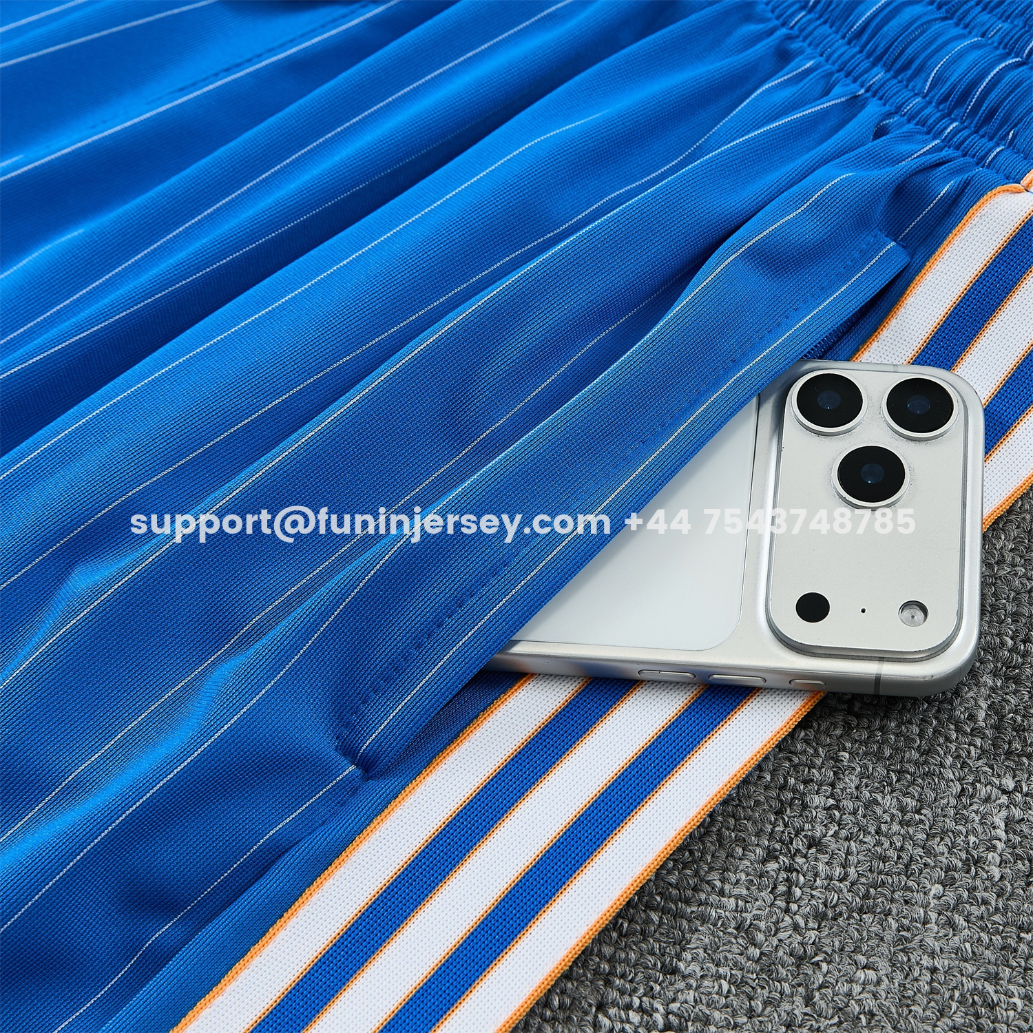 Funinjersey-Real Madrid 25-26 Retro Style Vest Training Set - Blue With White Stripes Top & Pants