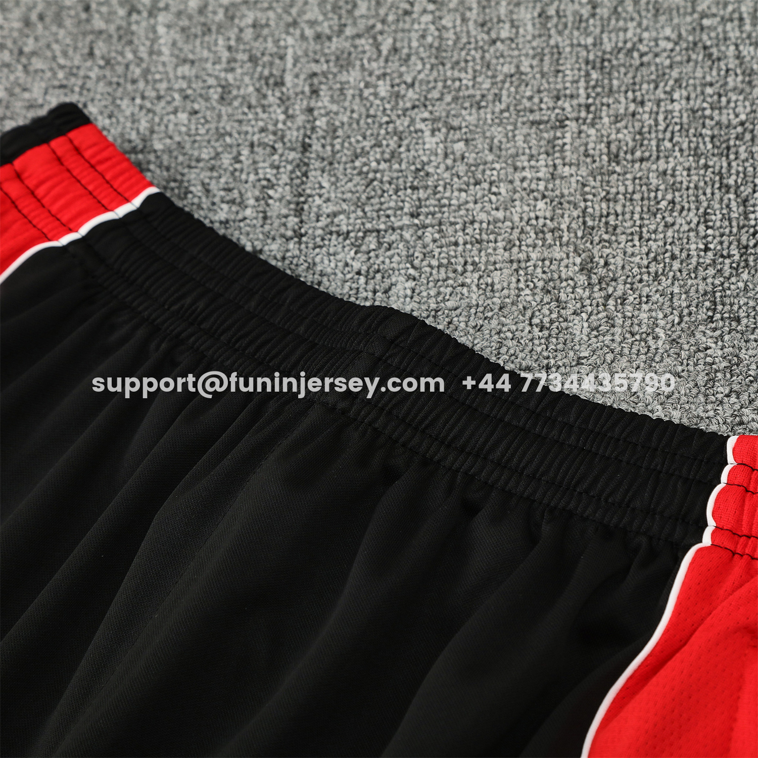Funinjersey-Manchester United 25-26 Short-Sleeve Training Set - Red Edge White Top & Black Shorts