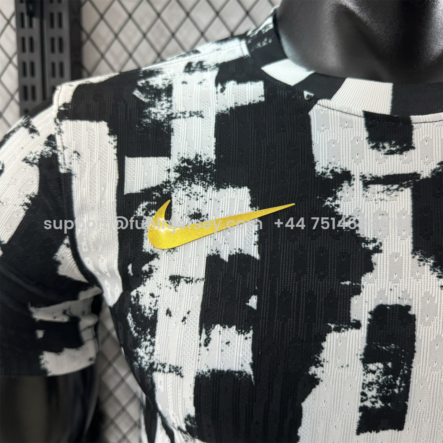 Funinjersey-Barcelona 25-26 Unsponsored White & Black Letters Special Jersey - Player Version