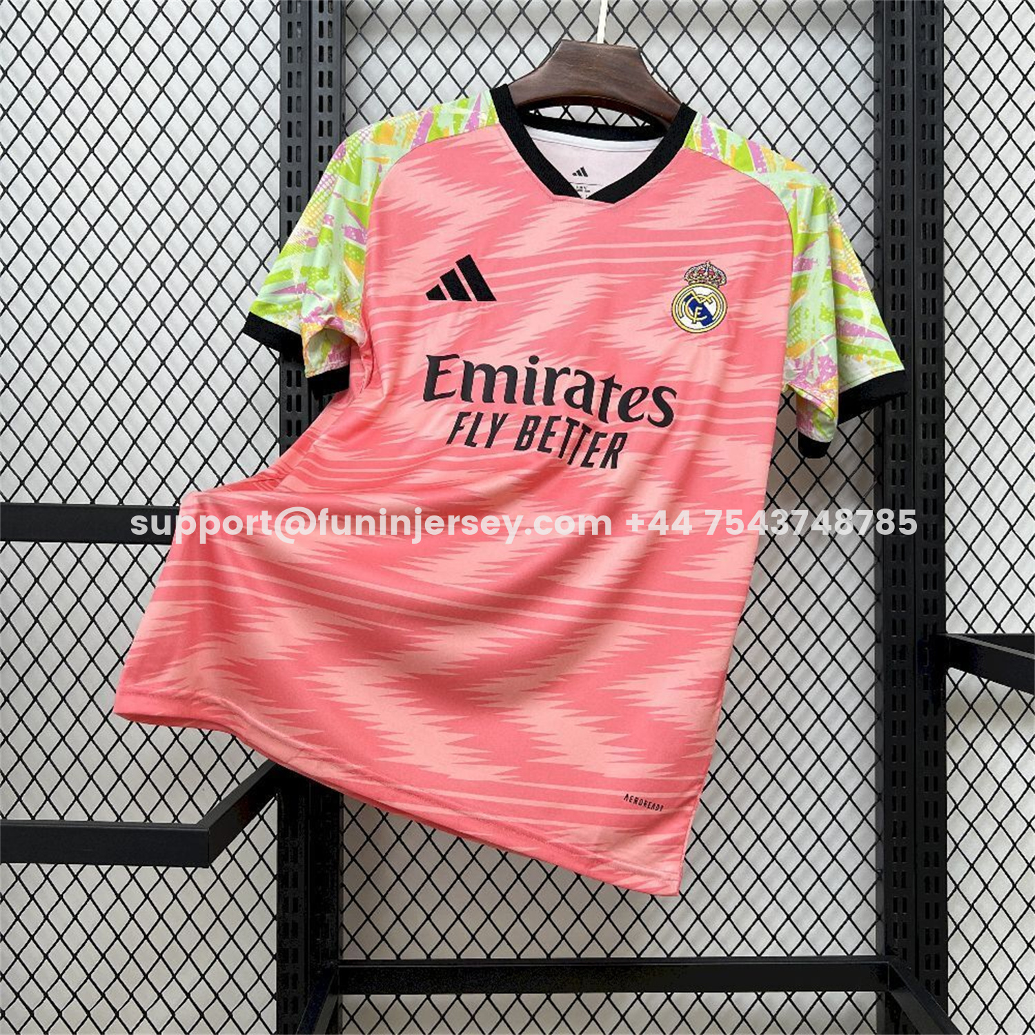 Funinjersey-Real Madrid 25-26 Pink And Green Pre-Match Training Jersey - Fans Version