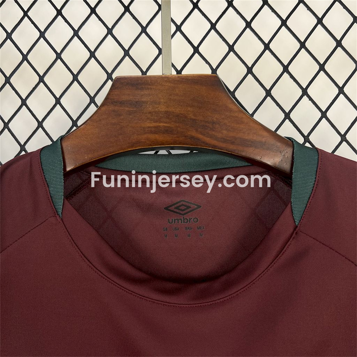 Funinjersey-Fluminense 25-26 Deep Red Training Jersey - Fans Version