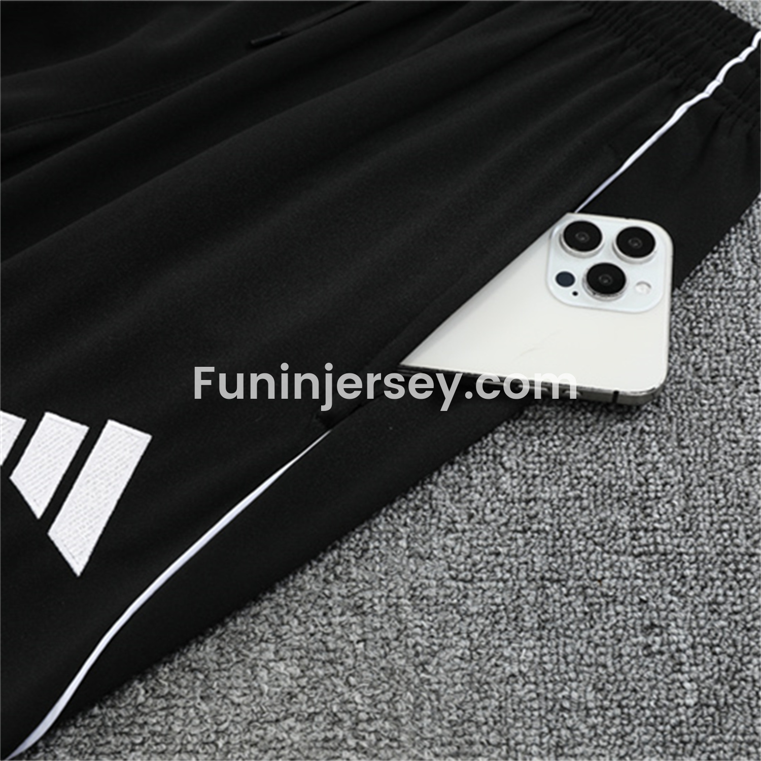 Funinjersey-INT M.A.M 25-26 Kid Long Sleeves Training Set - White Top & Black Pants