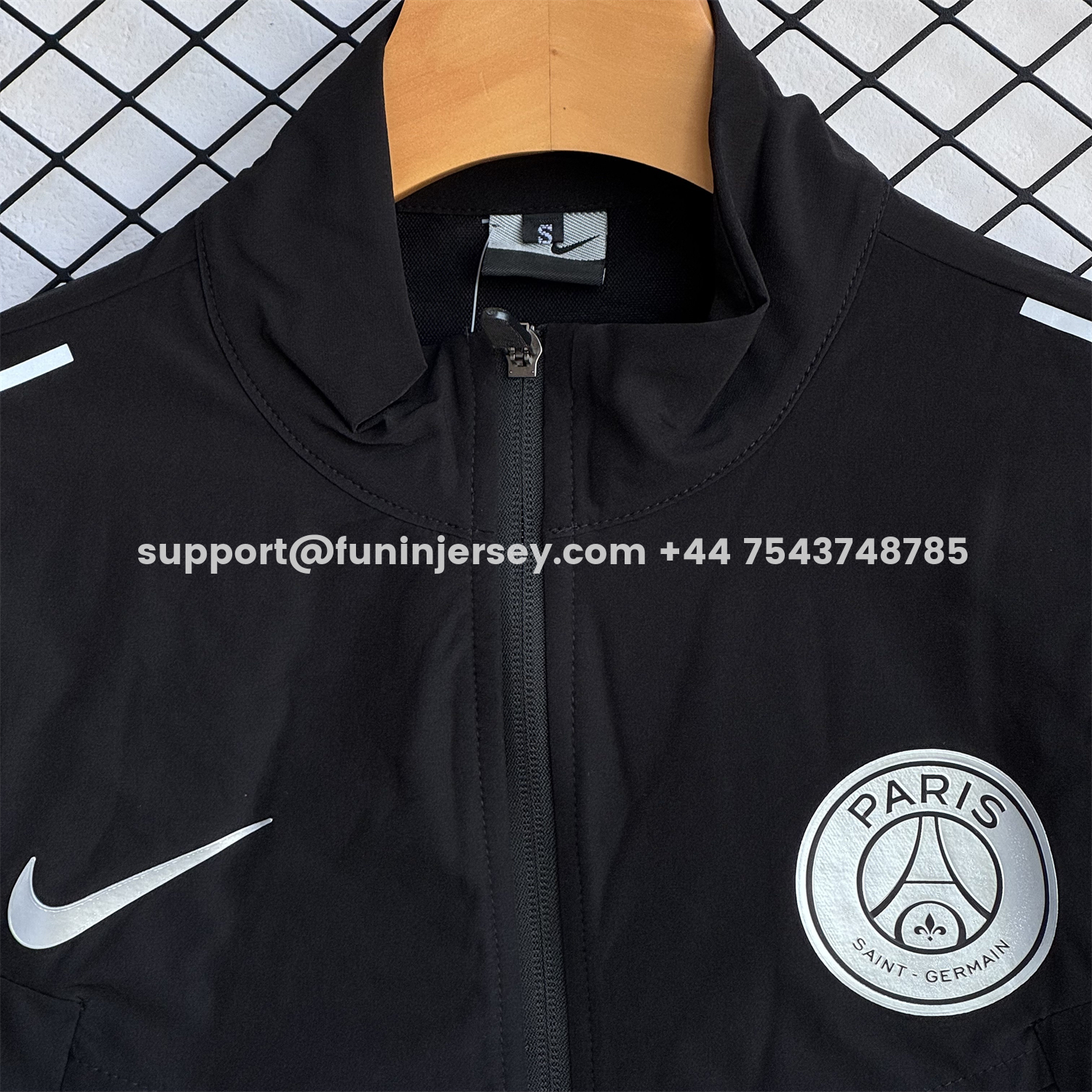 Funinjersey-Paris Saint-Germain PSG 25-26 Windbreaker Training Set - Black Top and Pants