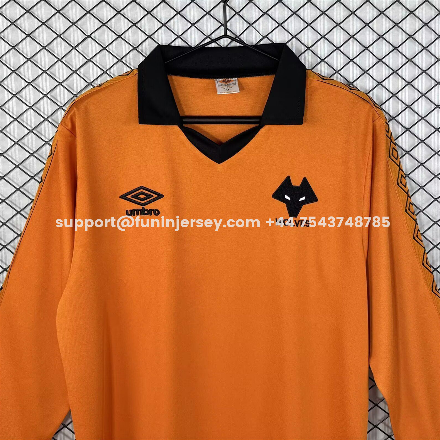 Funinjersey-Retro Wolverhampton Wanderers Wolves 1979-82 Home Long Sleeves Jersey - Fans Version