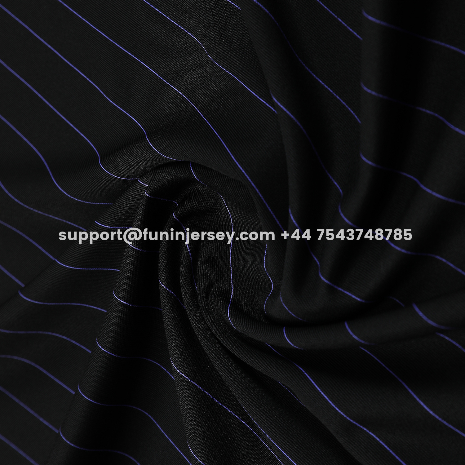 Funinjersey-Manchester United 25-26 Trefoil Travel Short-Sleeve Training Set - Black Top & Black Shorts