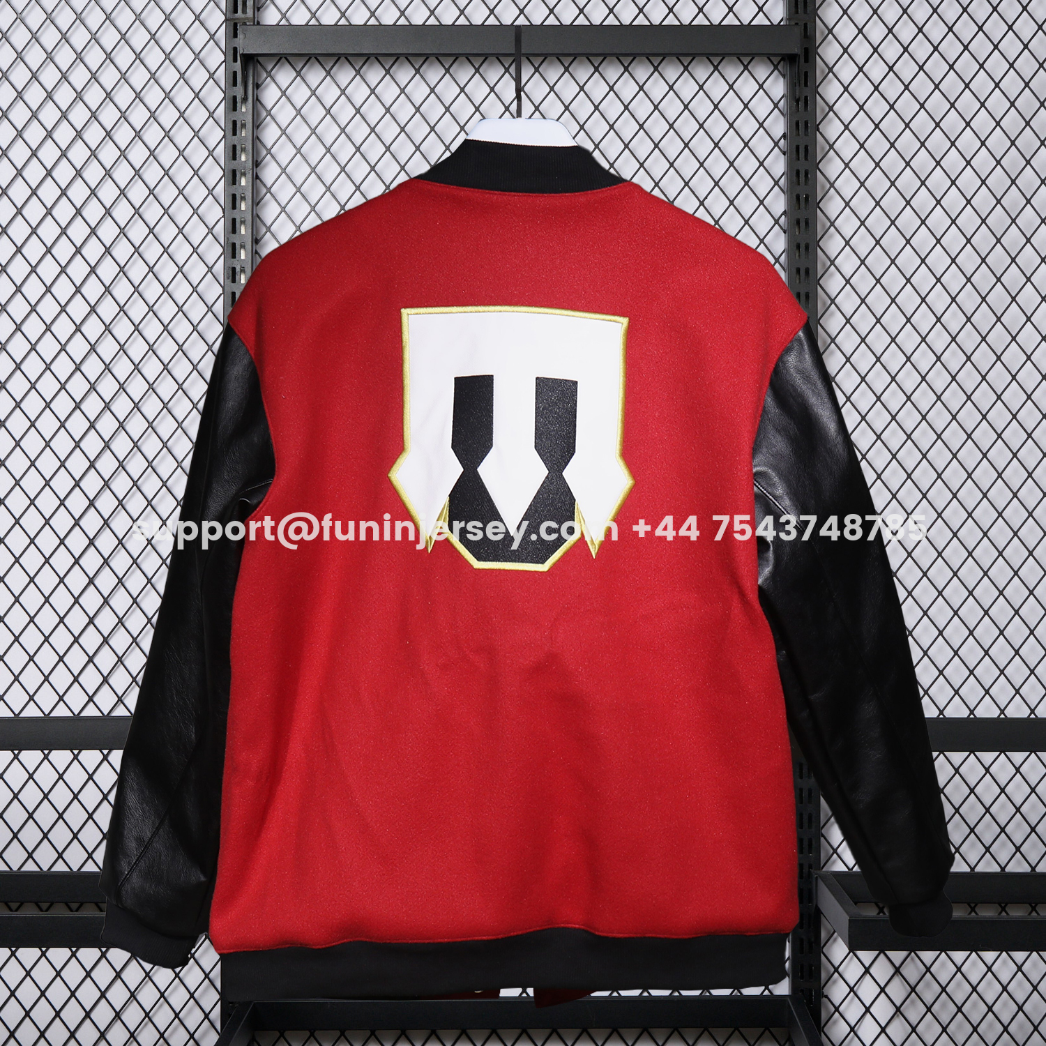 Funinjersey-Manchester United 25-26 Warm Windbreaker Jacket - Red And Black