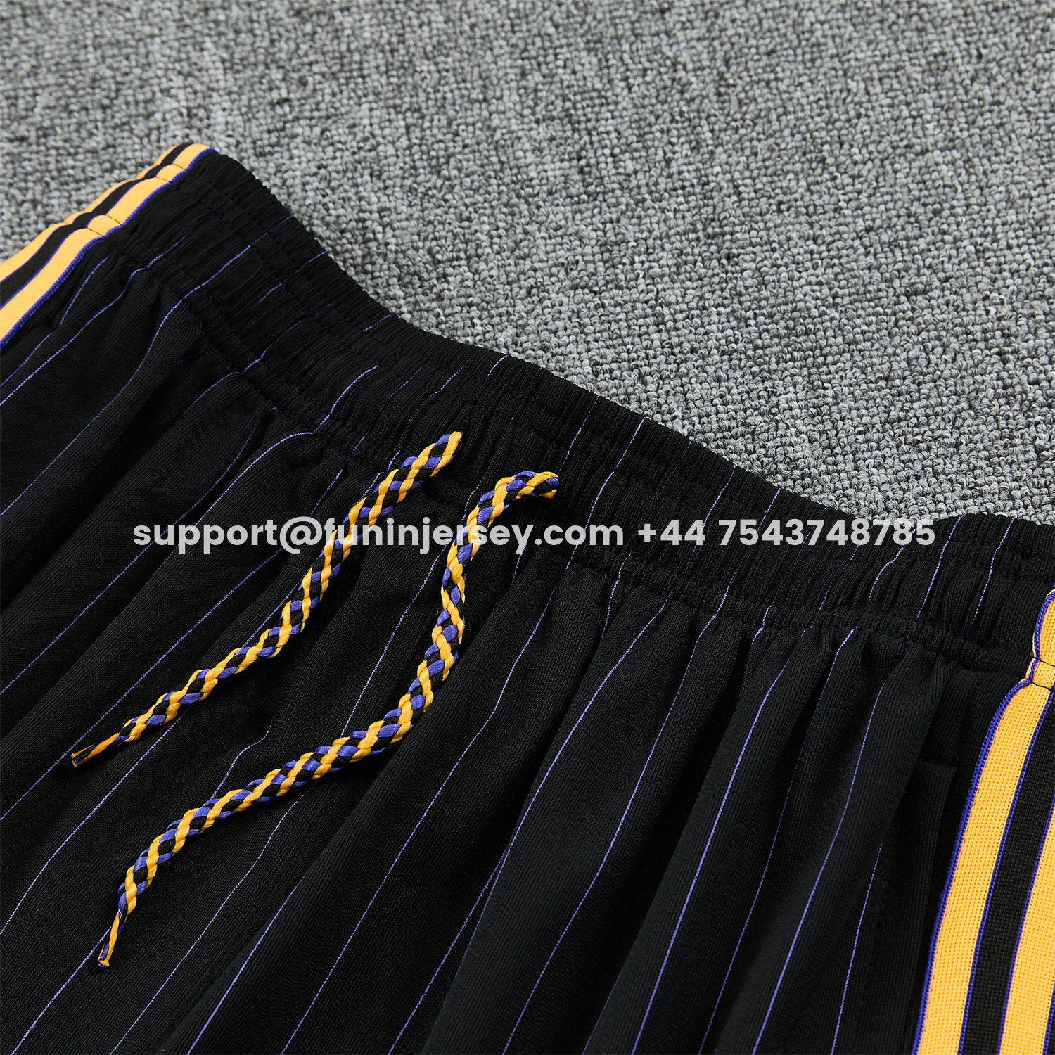 Funinjersey-Manchester United 25-26 Retro Style Short-Sleeve Training Set - Black With Yellow Accents Top & Pants