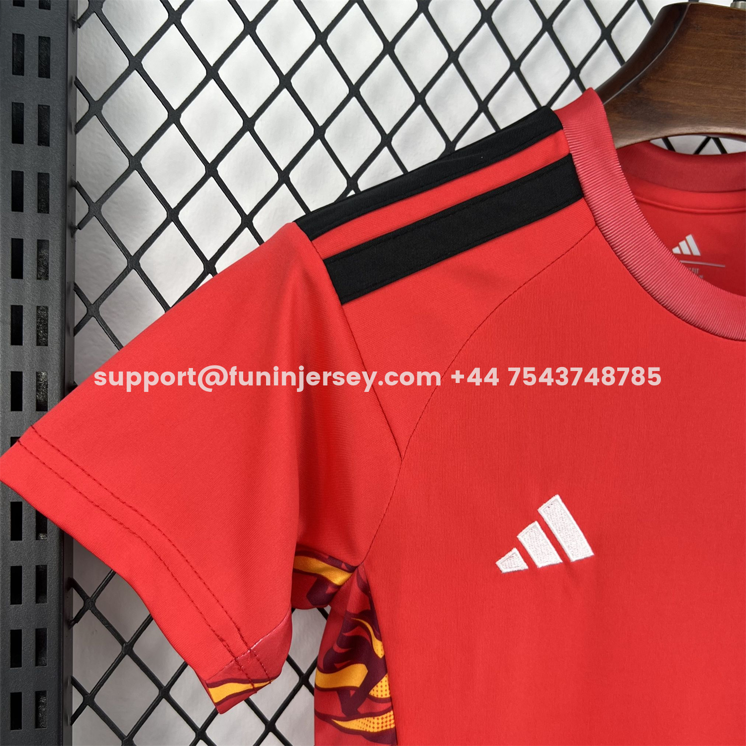 Funinjersey-Japan 2026 Red Goalkeeper Kids Kit