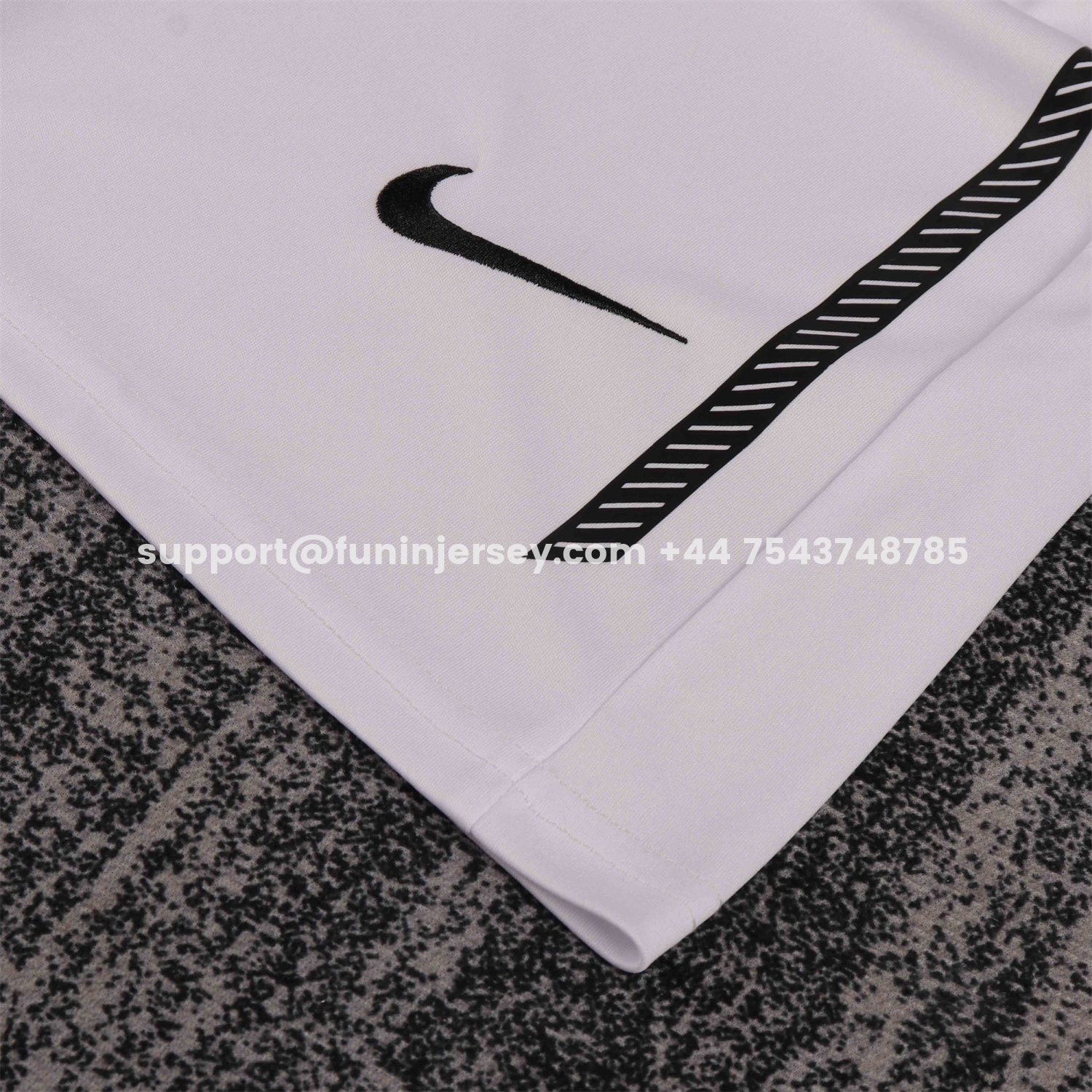 Funinjersey-Retro Manchester United 2010-11 Home Kids Kit