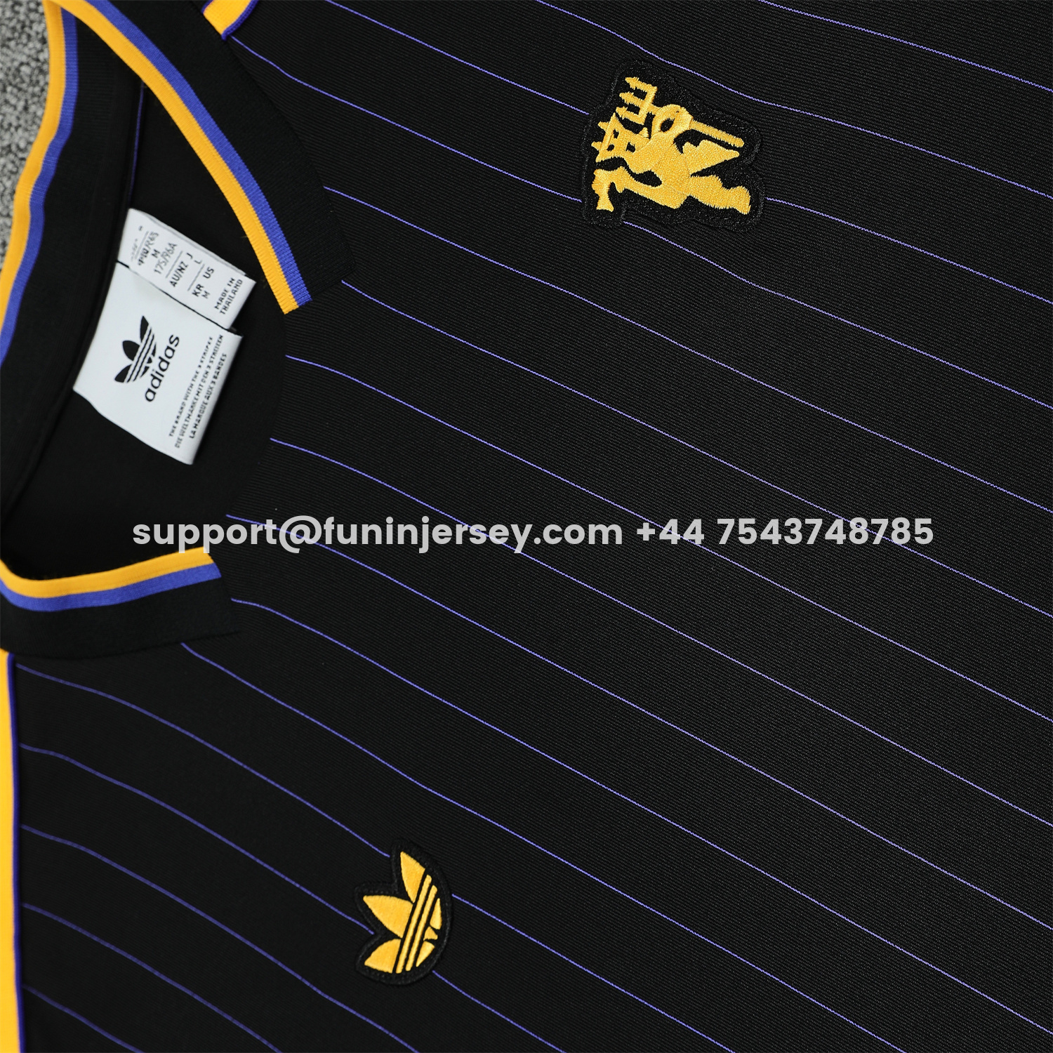 Funinjersey-Manchester United 25-26 Trefoil Travel Short-Sleeve Training Set - Black Top & Black Shorts