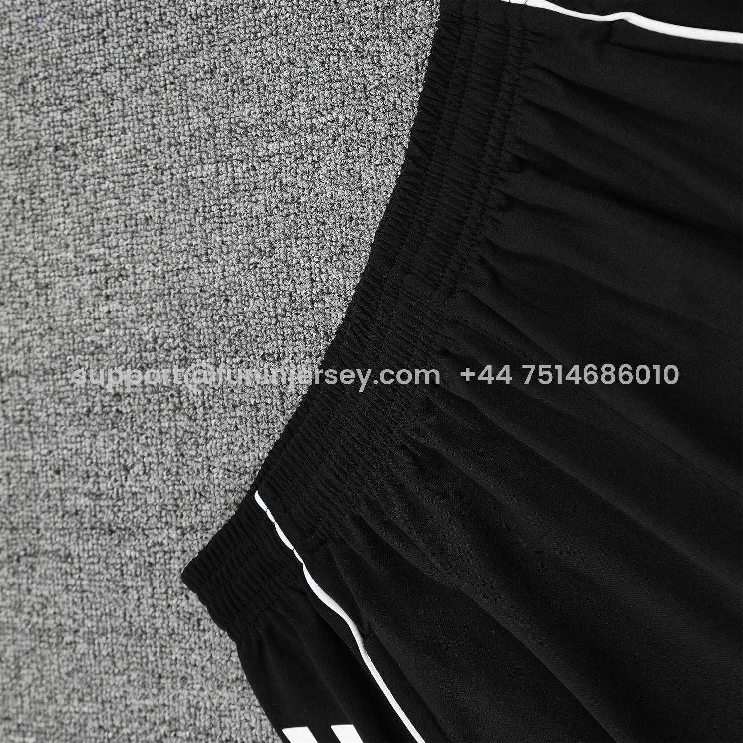 Funinjersey-Real Madrid 25-26 Short-Sleeve Training Set - Pink Arrow Pattern Top & Black Shorts