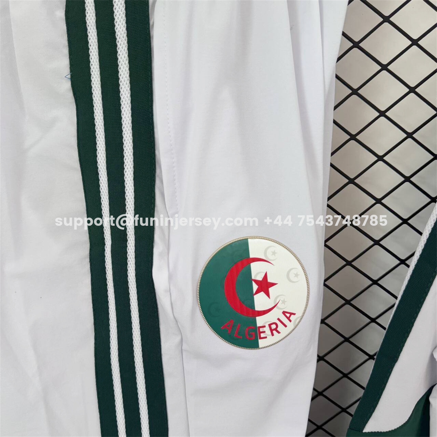 Funinjersey-Algeria 25-26 Windbreaker Training Set - White With Black Top and Pants