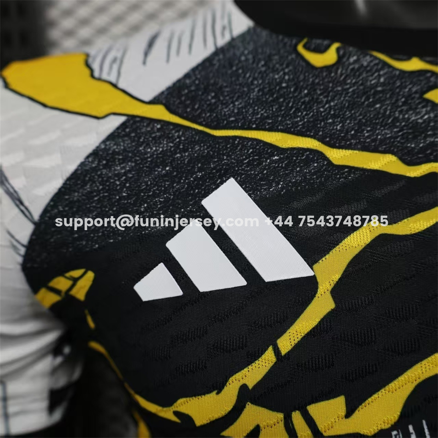 Funinjersey-Real Madrid 25-26 Thunder Comics Pre-Match Special Jersey - Player Version