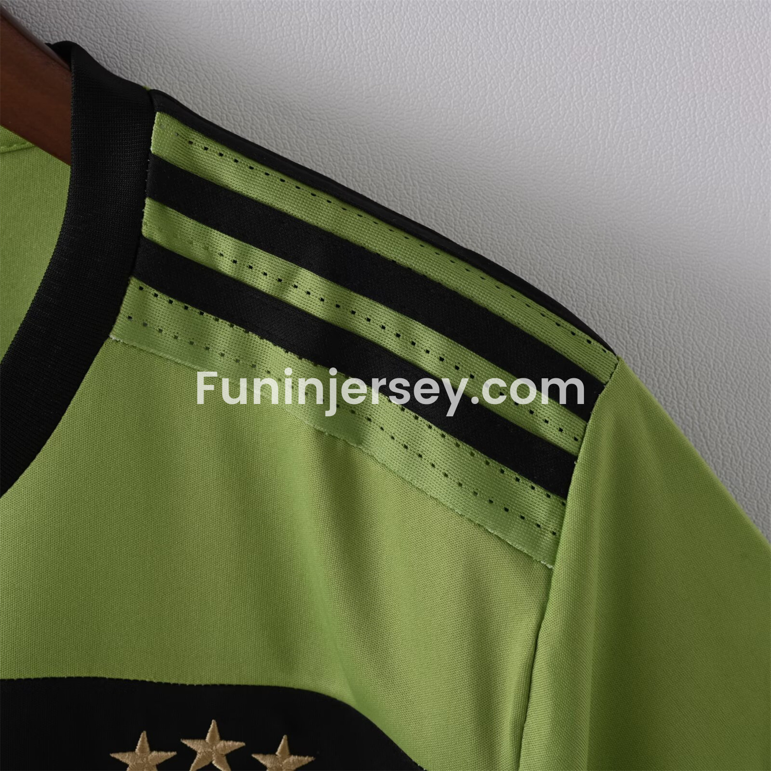 Funinjersey-Retro Juventus 2017-18 Third Jersey