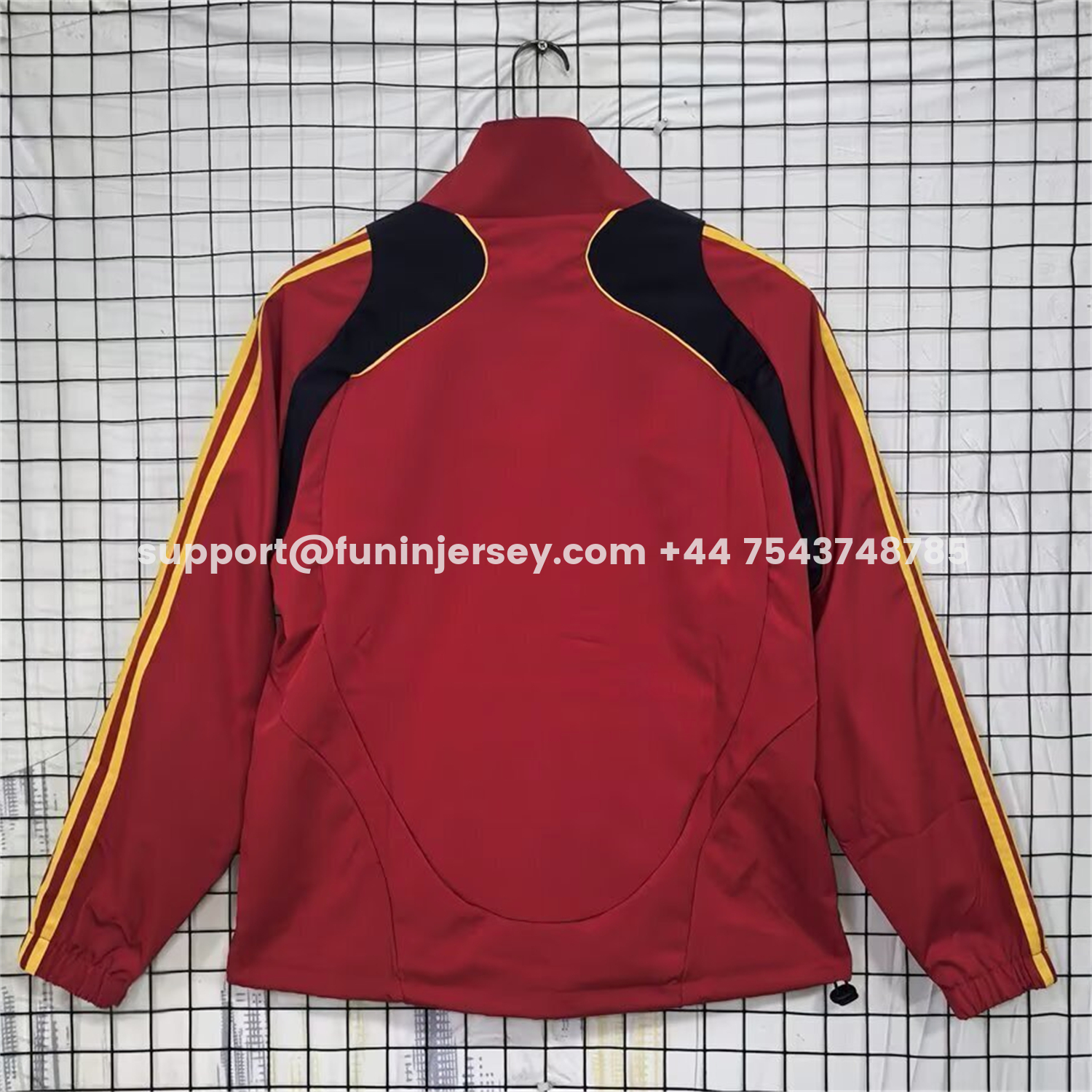 Funinjersey-Retro Spain 2007 Red Windbreaker