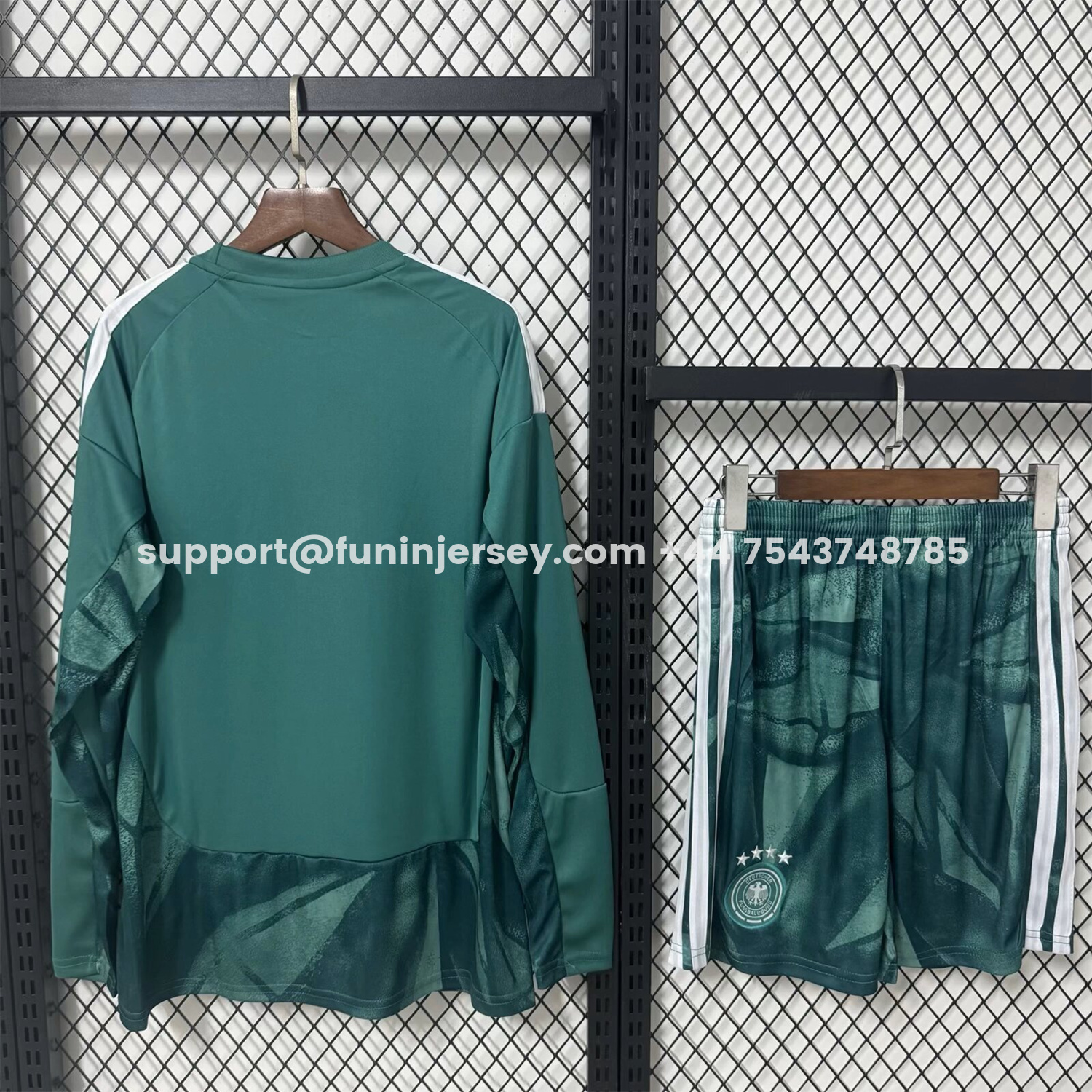 Funinjersey-Germany 2026 Goalkeeper Green Long Sleeves Kids Kit