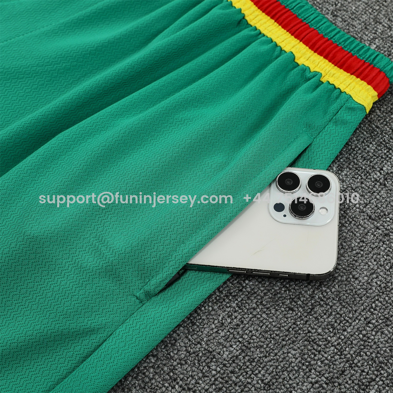 Funinjersey-Cameroon 25-26 Short-Sleeve Training Set - White Top and Green Shorts