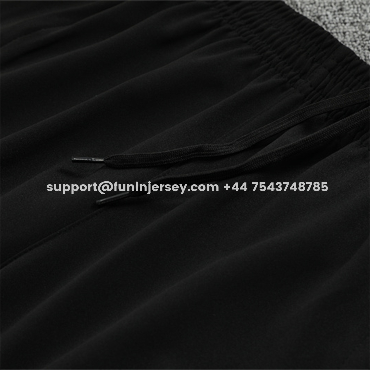 Funinjersey-Real Madrid 25-26 Long Sleeve Training Set - Player Version - Yellow Pattern Black Top and Black Pants