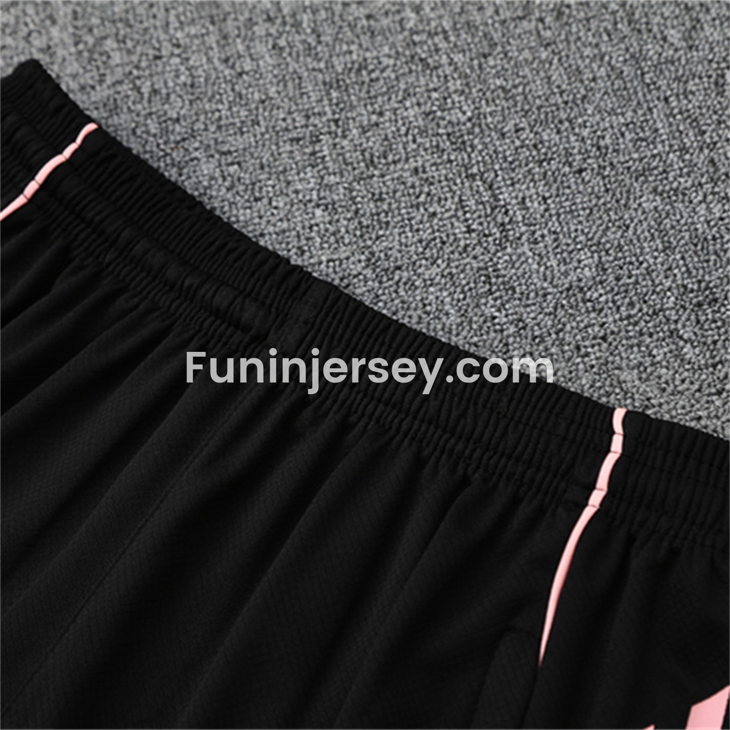 Funinjersey-Real Madrid 25-26 Kid Short-Sleeve Training Set - Pink Black Top & Black Shorts