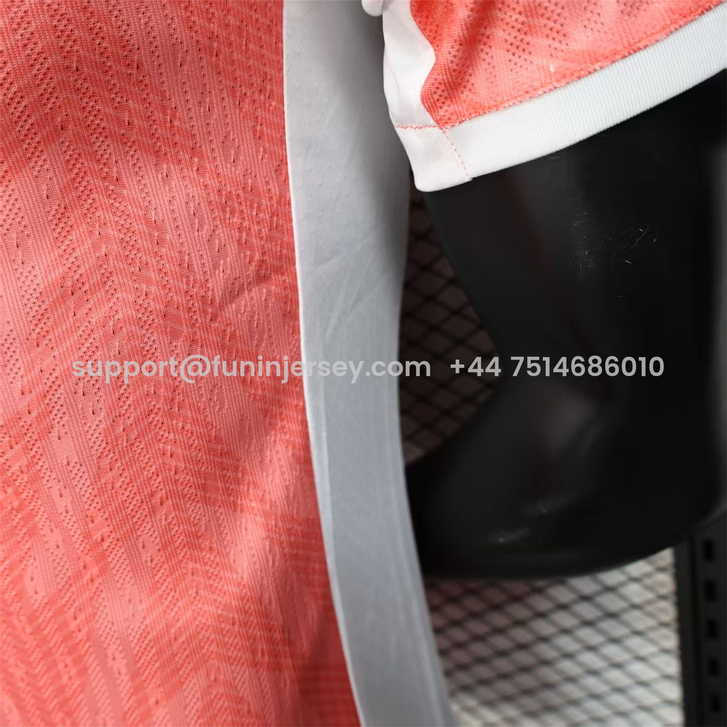 Funinjersey-Barcelona 25-26 Pink & White Special Jersey - Player Version